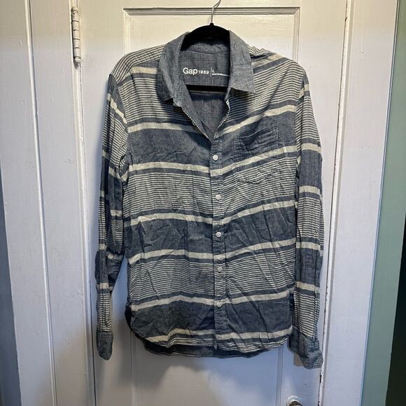 EUC Mens Gap Shirt Large - Picture 1 of 2